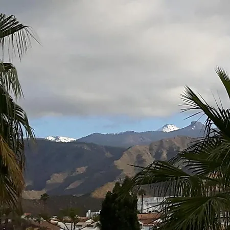 Appartement On The Wave Costa Adeje (Tenerife)