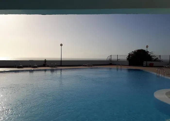 On The Wave 아데제