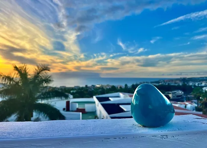 Apartment On The Wave