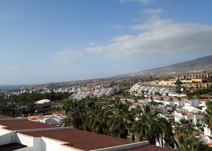 On The Wave 아파트