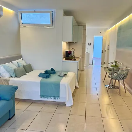 On The Wave アパート *