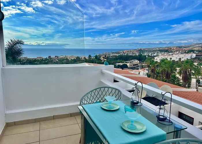 On The Wave Costa Adeje (Tenerife)